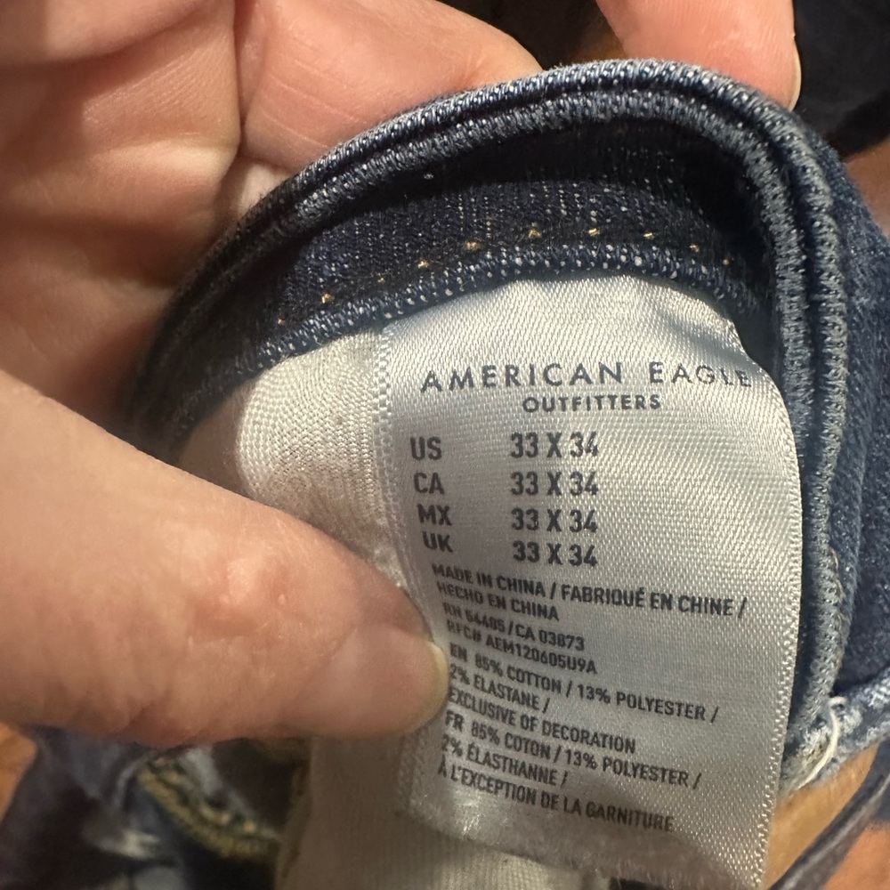 American Eagle Outfitters Men's Dark Blue Distressed Jeans - Picture 4 of 4